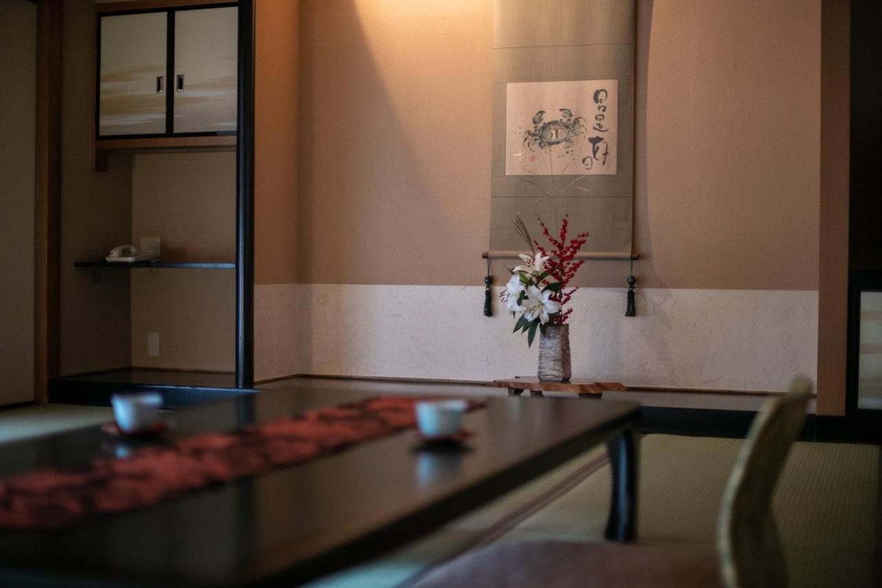 Nansuikaku Hotel Miyawaka ภายนอก รูปภาพ