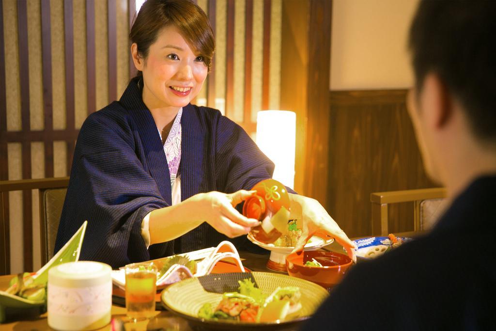 Nansuikaku Hotel Miyawaka ภายนอก รูปภาพ