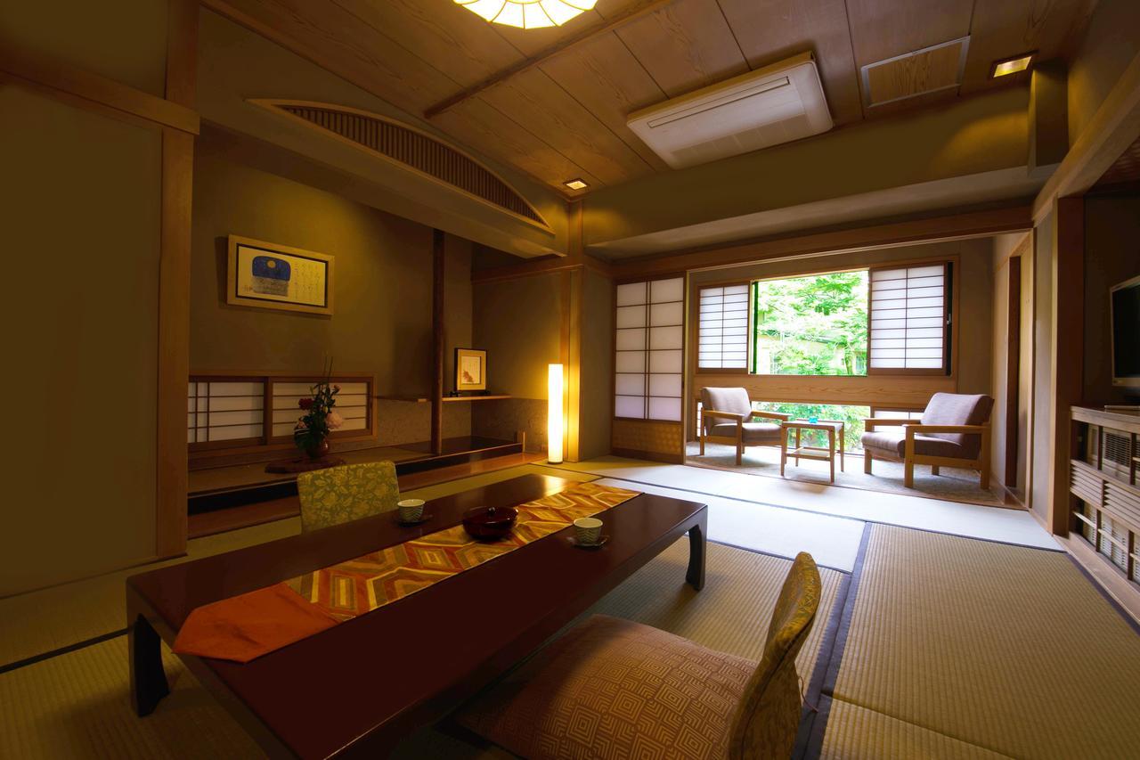 Nansuikaku Hotel Miyawaka ภายนอก รูปภาพ