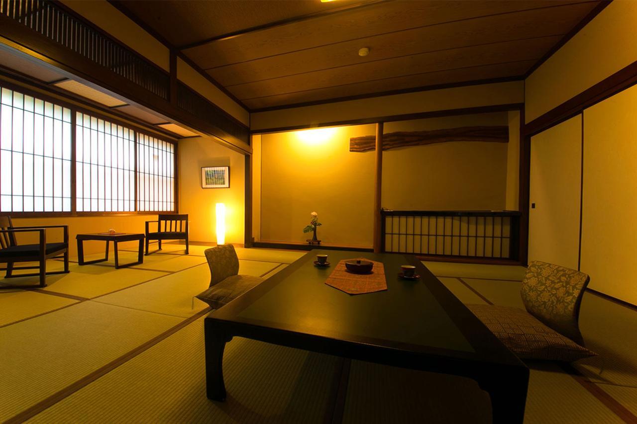 Nansuikaku Hotel Miyawaka ภายนอก รูปภาพ