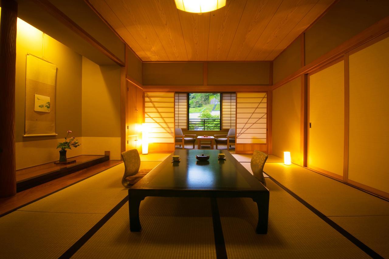 Nansuikaku Hotel Miyawaka ภายนอก รูปภาพ