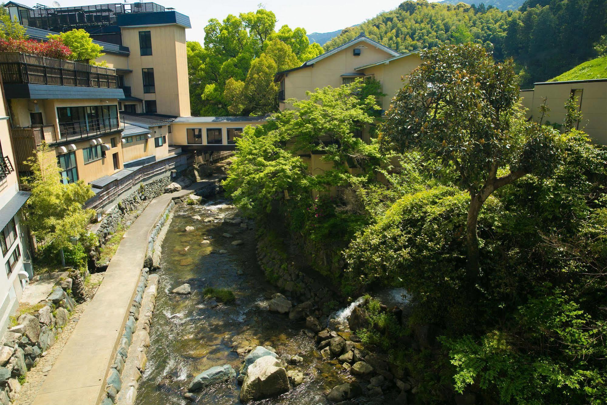 Nansuikaku Hotel Miyawaka ภายนอก รูปภาพ