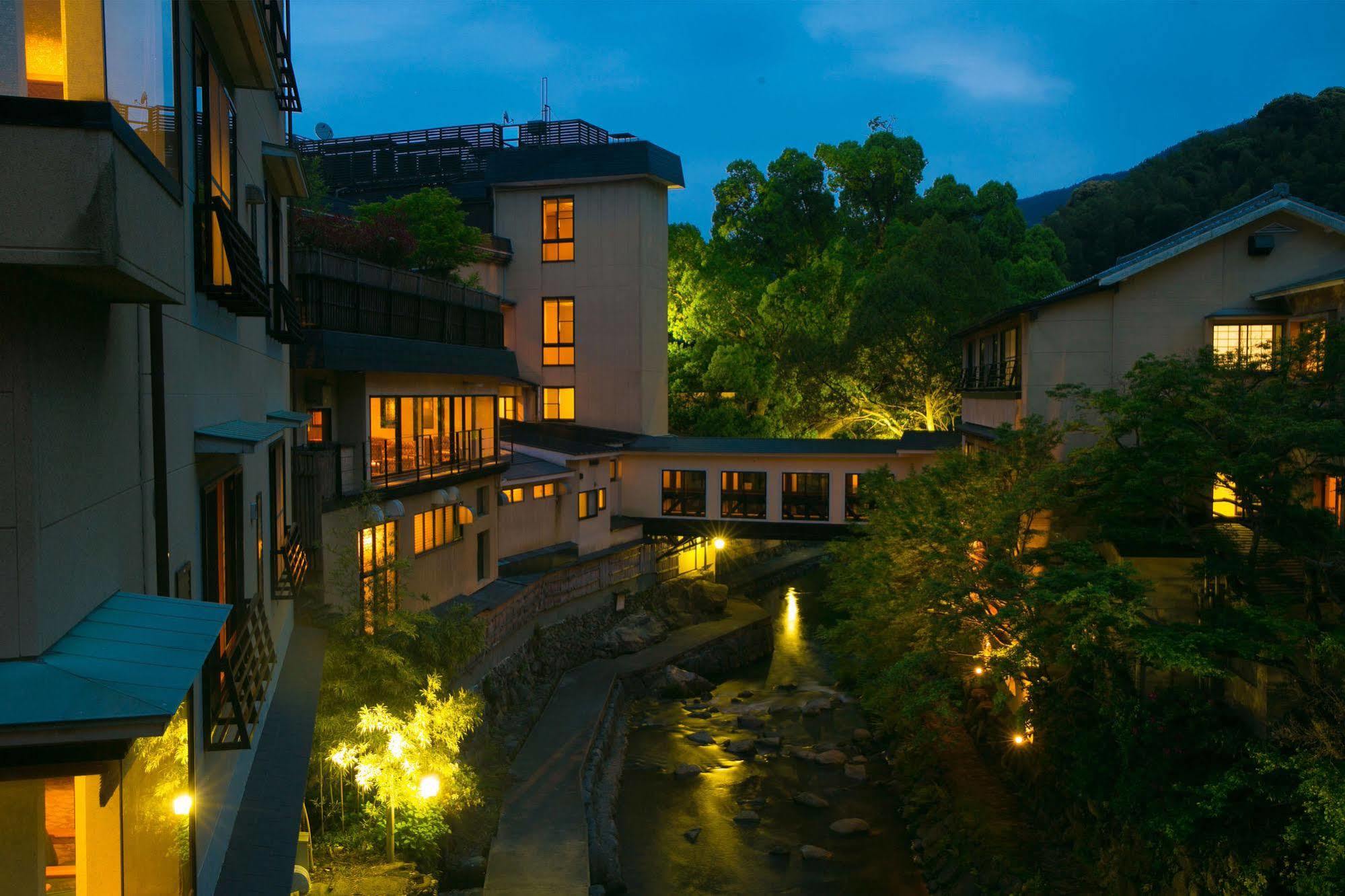 Nansuikaku Hotel Miyawaka ภายนอก รูปภาพ