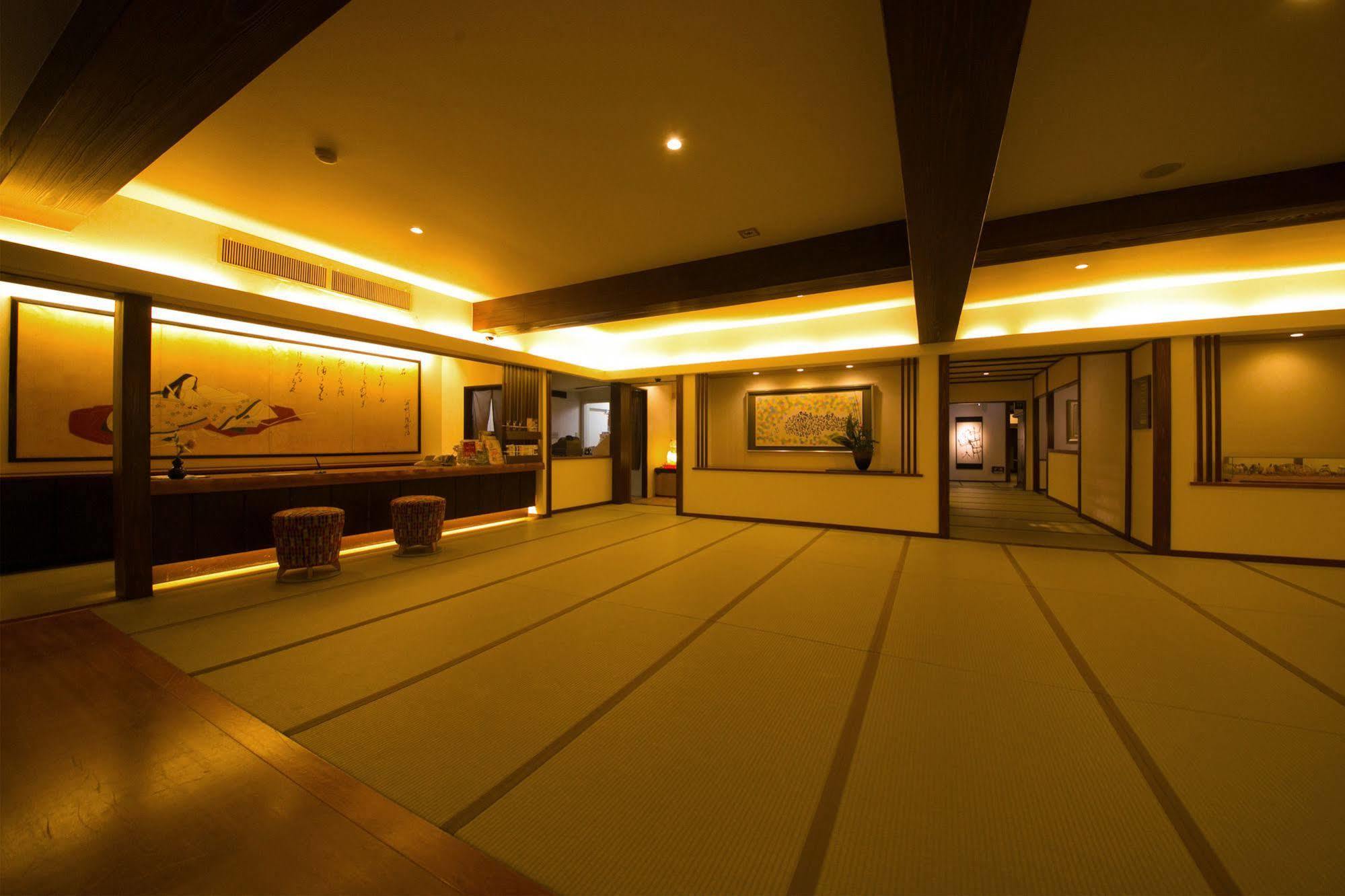 Nansuikaku Hotel Miyawaka ภายนอก รูปภาพ